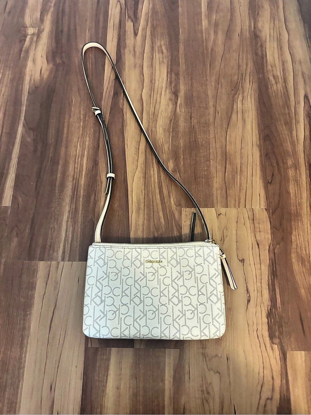 Calvin Klein Ultralight Double Zip Crossbody Bag White